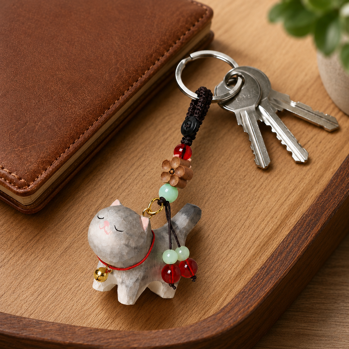 Hand-Carved Wooden Cat Keychain – Gray Tabby